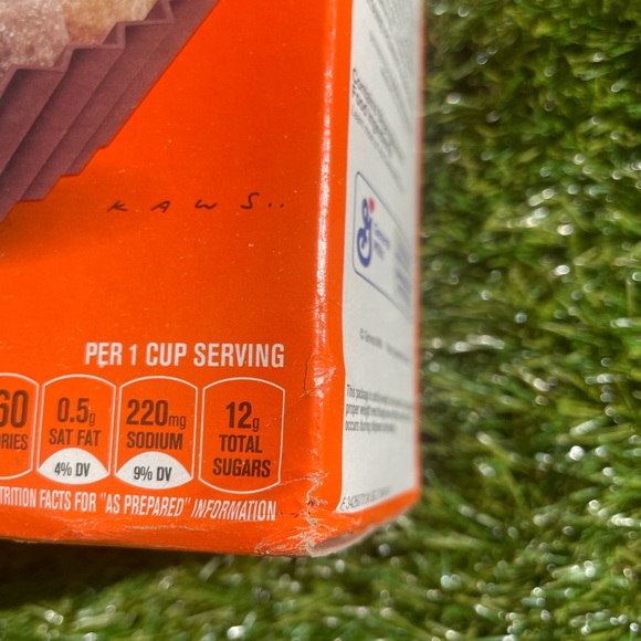 Reese’s Puffs Kaws | Kawspuffs | Collectable Box ONLY - Picture 11 of 11